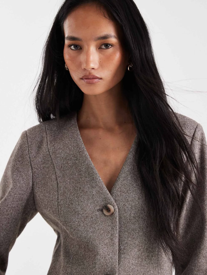 Pieces - cinched waist textured tailored blazer in stone