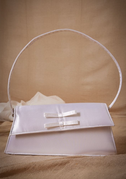 Plt - White Satin Bow Trapeze Shoulder Bag