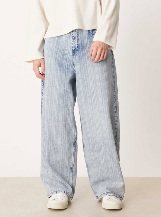 Asos - oversized baggy jeans in mid wash blue