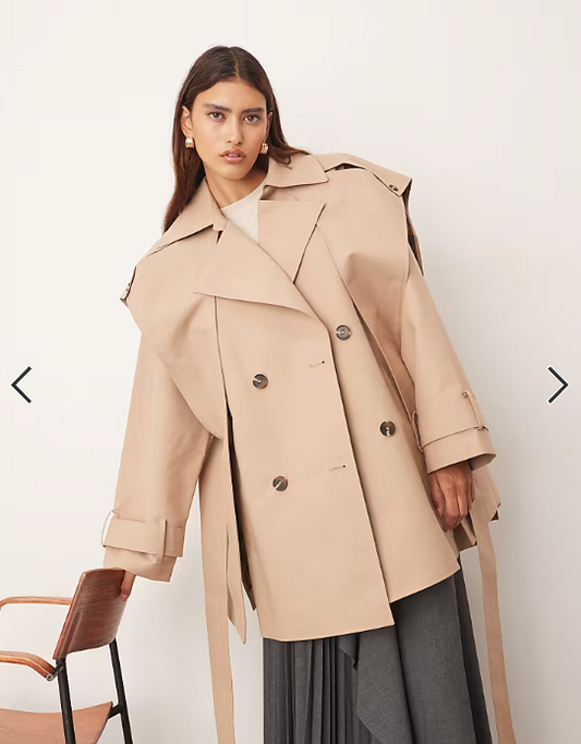 Asos - Arrange - double breasted cropped trench coat with cape detail in Tan