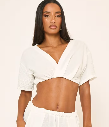 Ego - Short Sleeve Plunge Front Top In White Linen