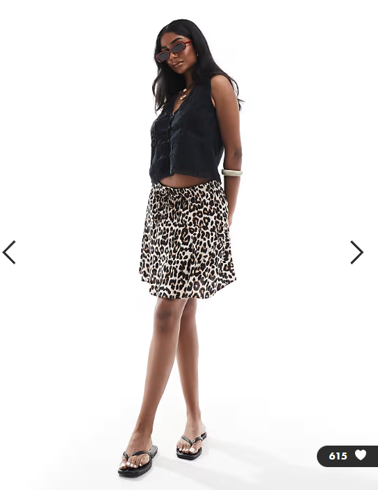ONLY elasticated waist skort in leo print