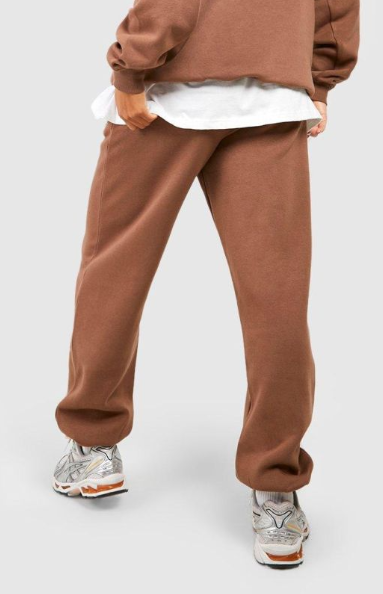 Boohoo - Dsgn Studio Applique Oversized Jogger - mocha