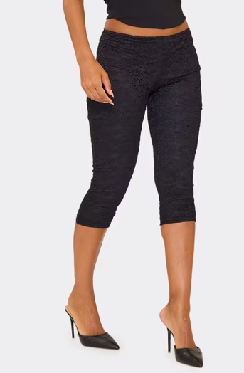 Ego - Low Rise Capri Leggings In Black Lace