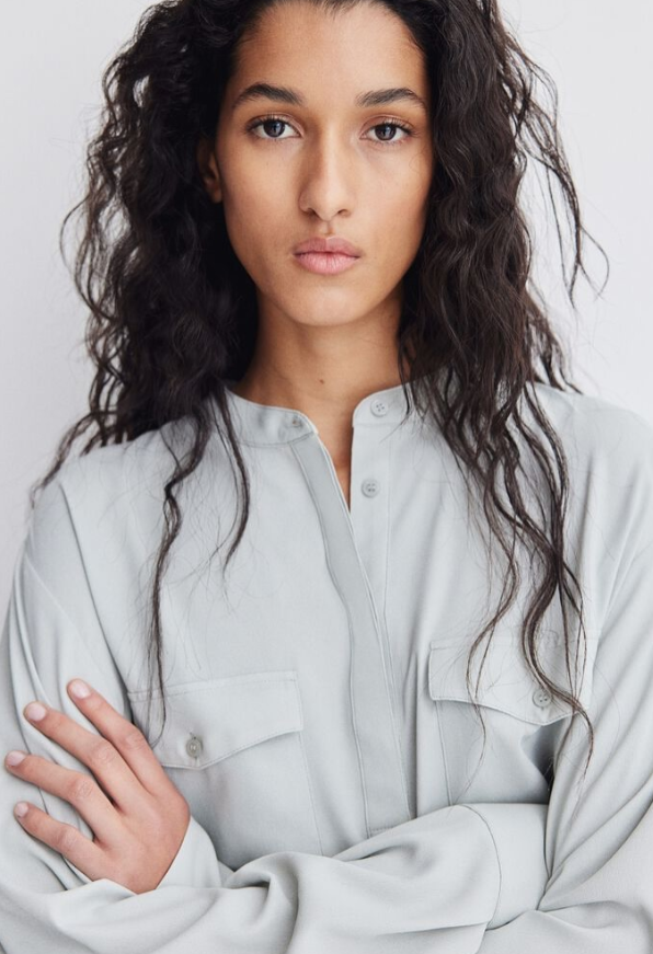 H&M - BAND-COLLAR BLOUSE