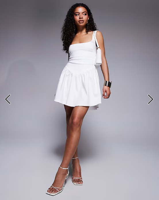 Vesper Petite - Vestito corto stile skater in bengalina bianca con vita scesa e scollo quadrato