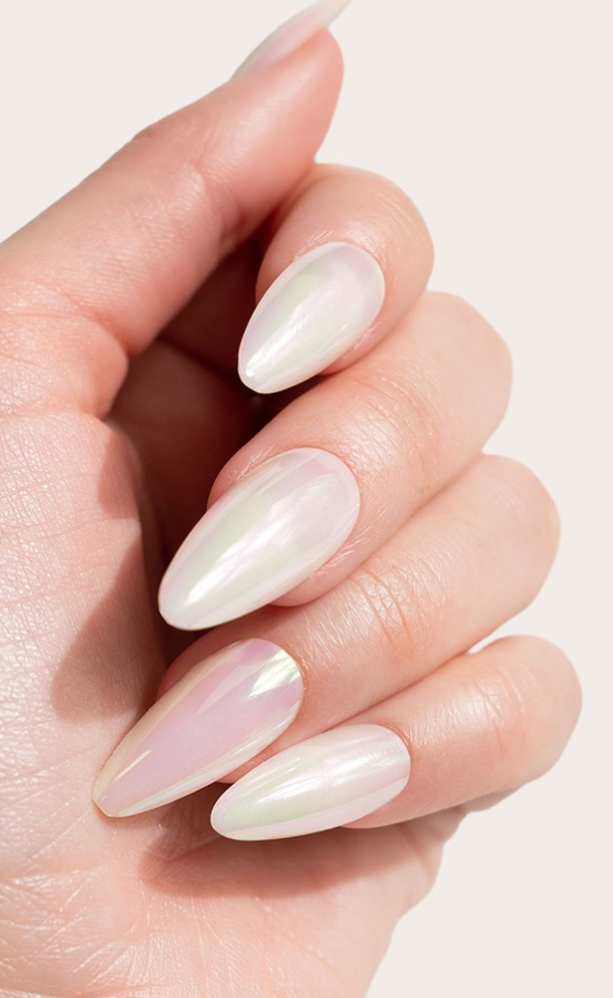 Nail Hq Almond Pearl Glaze Nails
