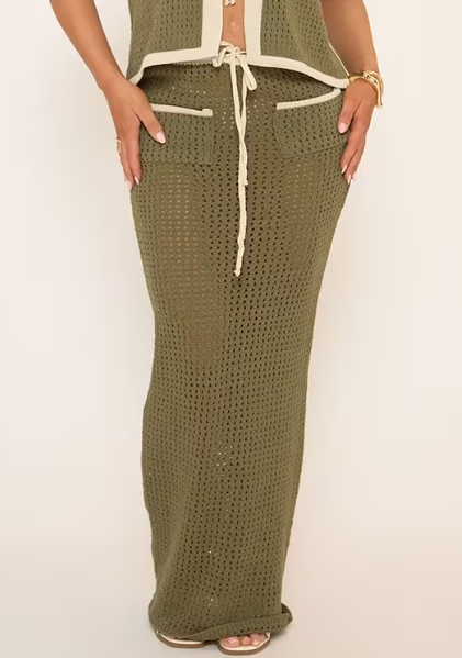 Mid Rise Pocket Detail Contrast Trim Maxi Skirt In Khaki Green Crochet Knit