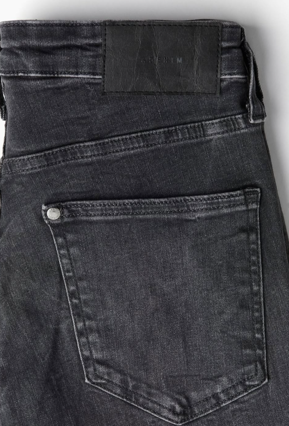 H&M-FLARED ULTRA HIGH JEANS