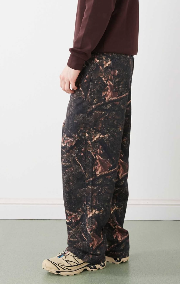 COLLUSION X002 baggy jeans in tree camo print