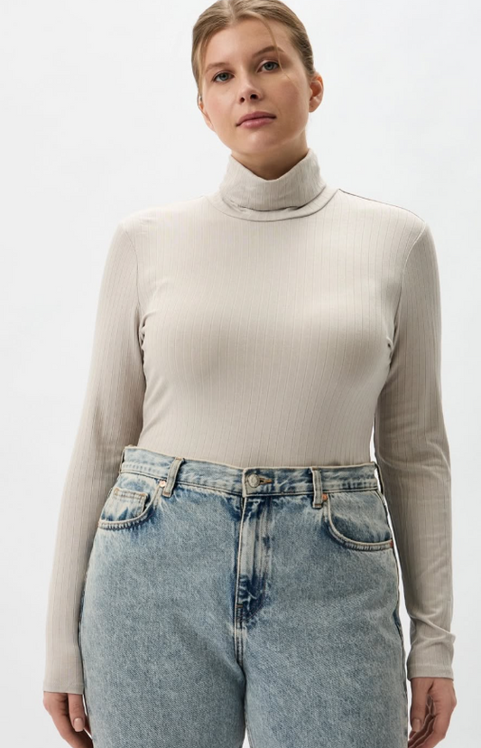 H&M - High Neck Open Back Top