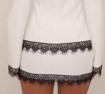 Ego - Mid Rise Lace Trim Mini Skirt In Cream