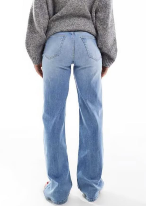 ONLY Maddie extra high waist dad jeans in light blue wash