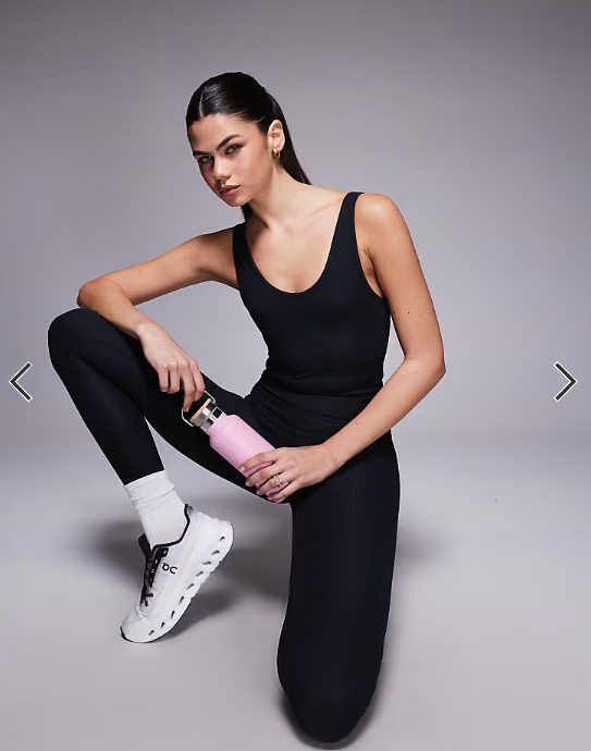 4505 soft touch rib vest with inner bra in black