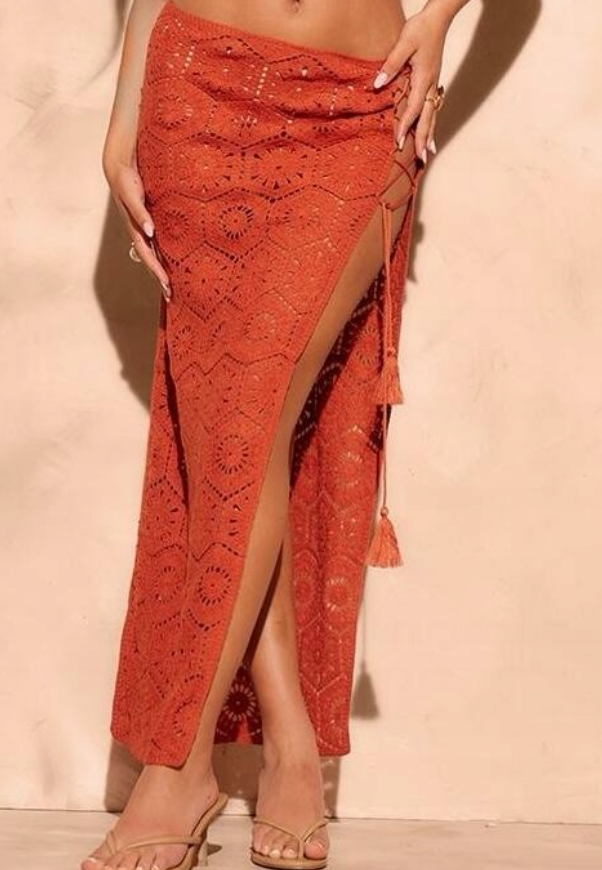 PrettyLittleThing - Patterned Crochet Knit Maxi Skirt