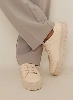 Basic Leather Tennis Trainers