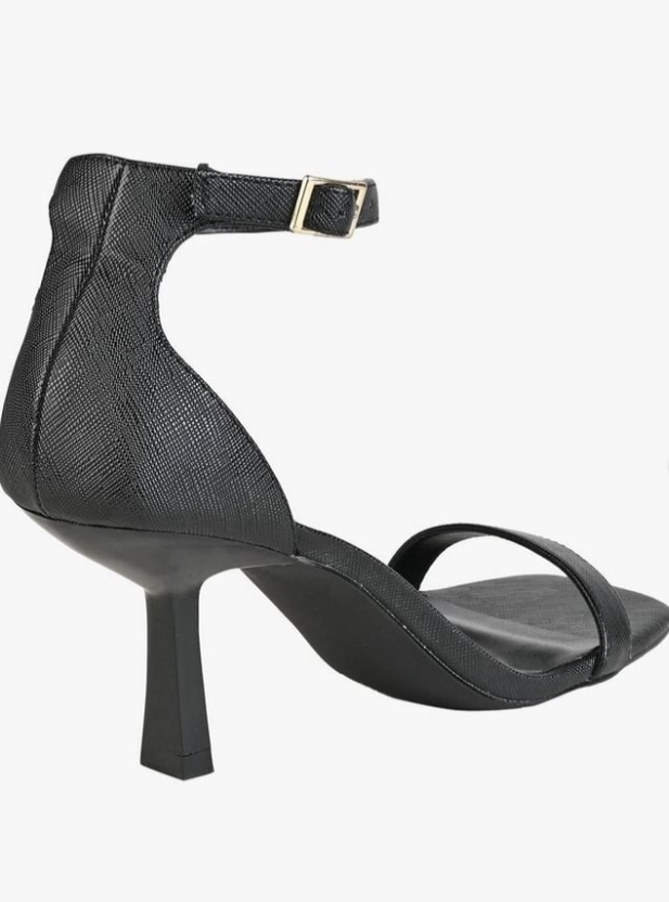 Steve Madden Blairee Black High Sandals