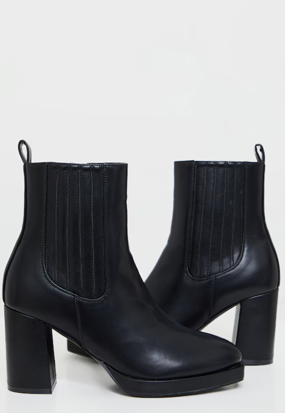 Black Slight Platform Chelsea Basic Heeled Ankle Boots