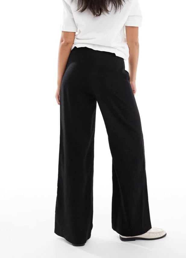 Asos - wide leg trouser in black