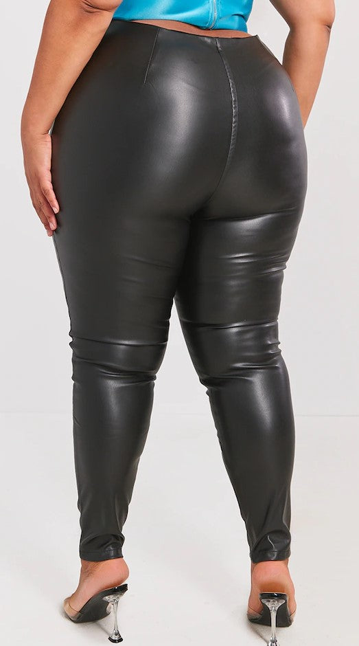 Plus Black Faux Leather Stretch Leggings