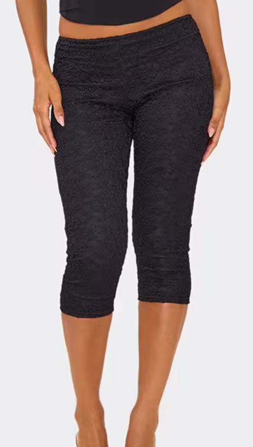 Ego - Low Rise Capri Leggings In Black Lace