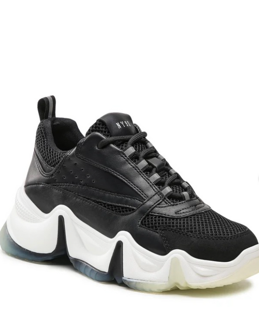 STEVE MADDEN WOMEN CITY SOUL SNEAKERS IN BLACK FABRIC
