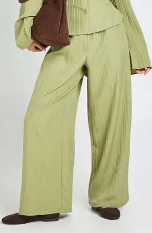 Boohoo Petite textured Trouser