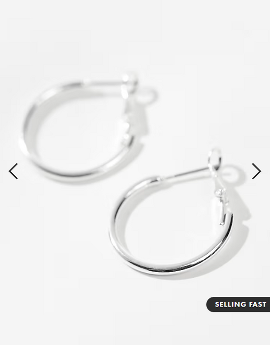 Accessorize small simple hoop in silver