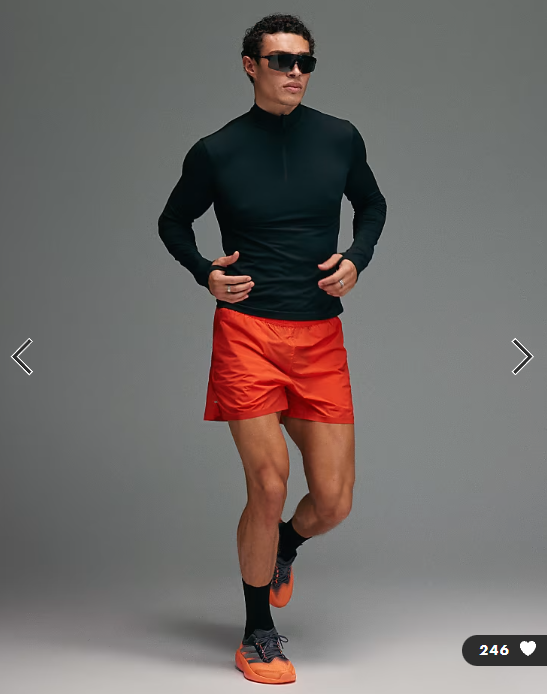 4505 Premium lightweight ultrasoft seamless running long sleeve 1/4 zip in void black.
