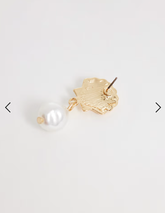 ONLY sea shell earrings with faux pearl in gold