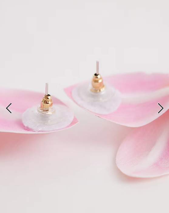 Kaiia exclusive 3D orchid flower stud earrings in pink