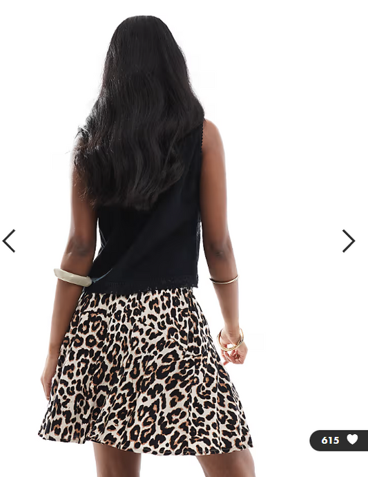 ONLY elasticated waist skort in leo print