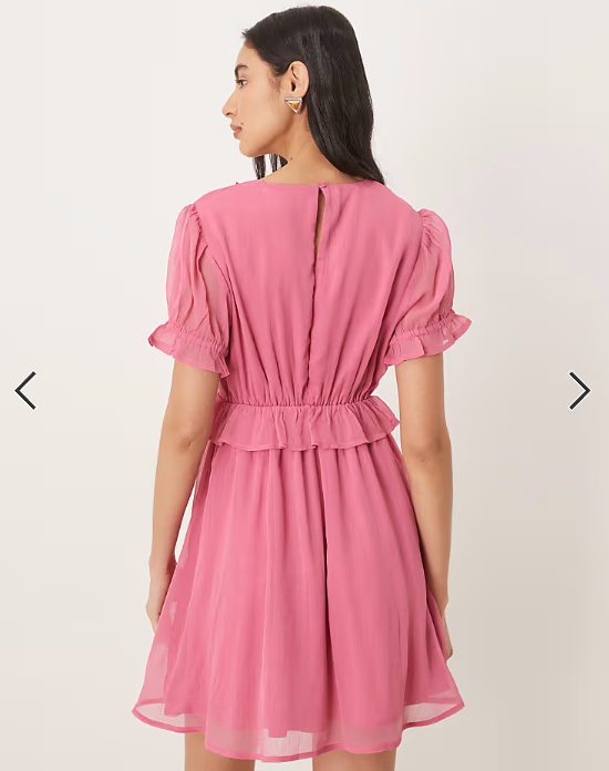 Wednesday's Girl short sleeve floaty ruffle dress in dusty pink