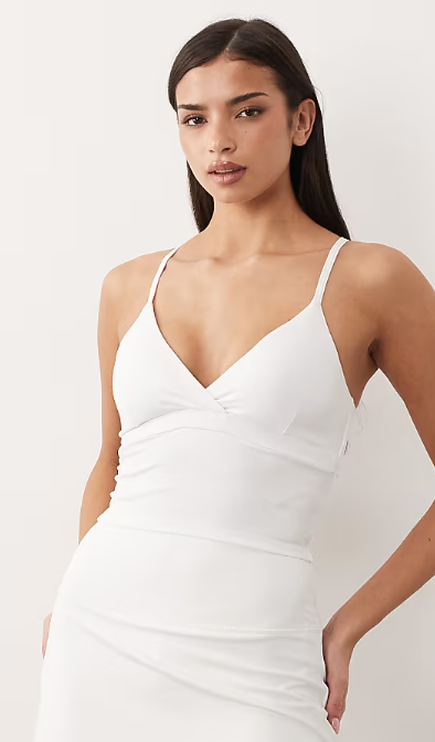 Asos - 4505 active tennis deep v-neck cross back tank top in white