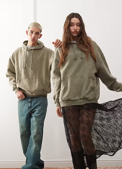 Asos - Reclaimed Vintage unisex oversized hoodie in green overdye