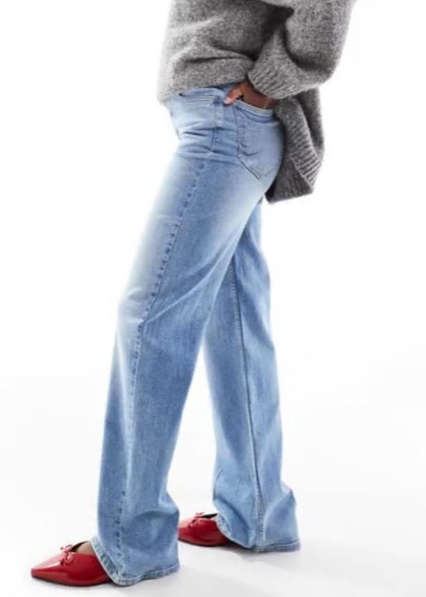 ONLY Maddie extra high waist dad jeans in light blue wash