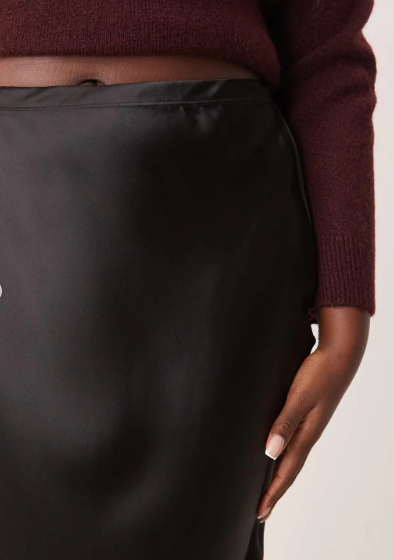 Asos - curve satin bias midi skirt in black