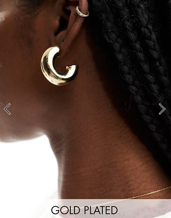 Pieces chunky hoop earrings in gold
