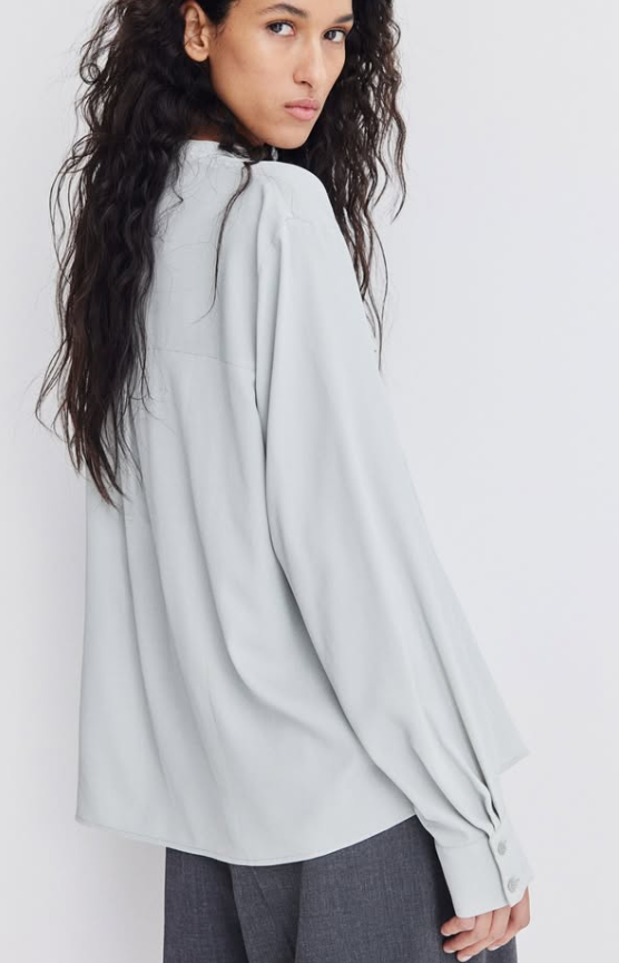 H&M - BAND-COLLAR BLOUSE