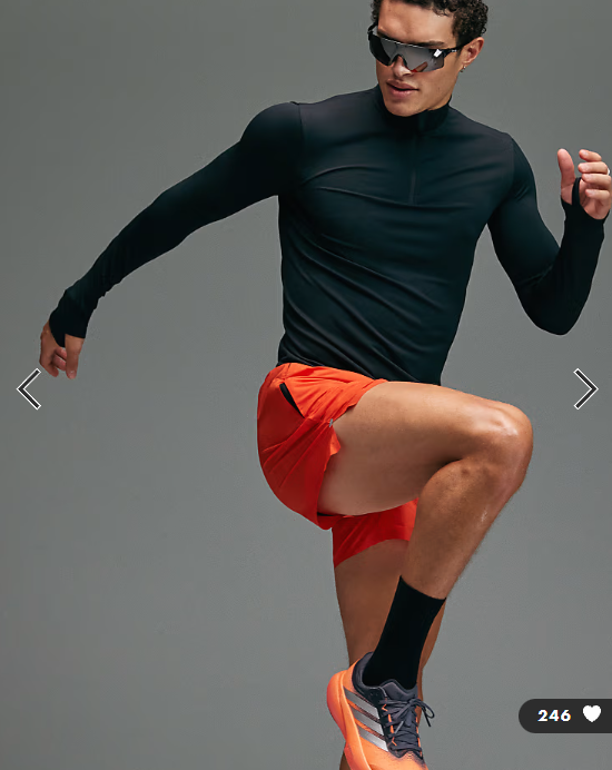 4505 Premium lightweight ultrasoft seamless running long sleeve 1/4 zip in void black.