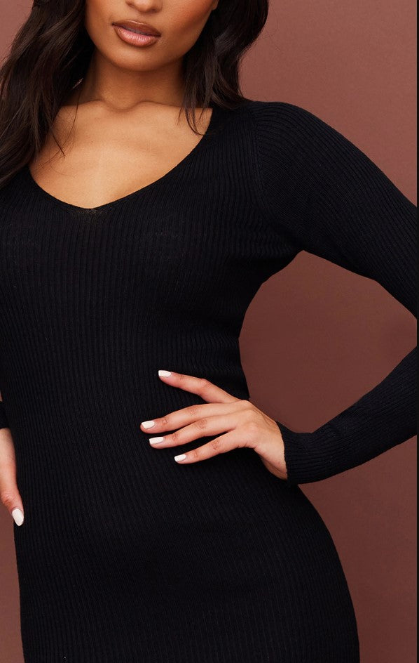 BLACK V NECK KNIT MIDI DRESS