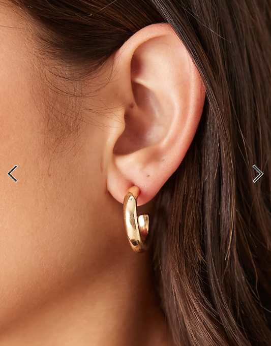 DesignB London 25mm chunky hoop earrings in gold