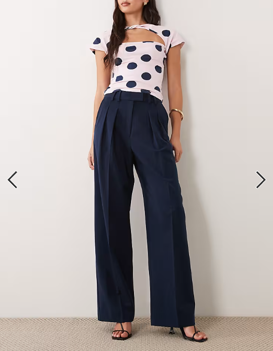 ASOS DESIGN tailored wide leg trousers with pleat detail in navy