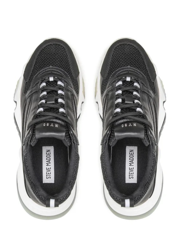 STEVE MADDEN WOMEN CITY SOUL SNEAKERS IN BLACK FABRIC