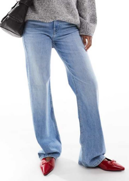 ONLY Maddie extra high waist dad jeans in light blue wash