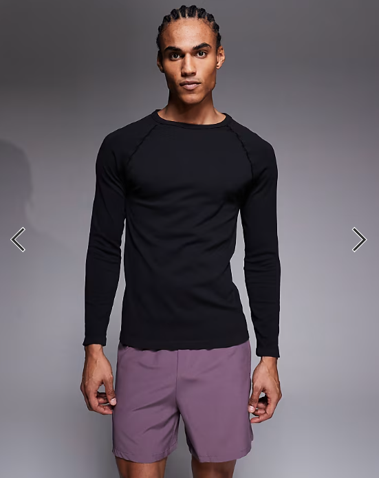 4505 seamless rib slim fit long sleeve raglan top in black.