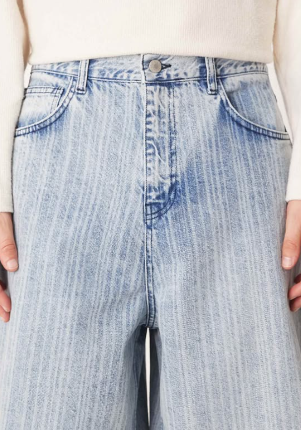 Asos - oversized baggy jeans in mid wash blue