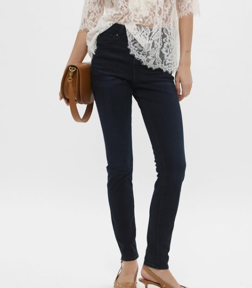 H&M - Shapin Skinny High Waist Jeans