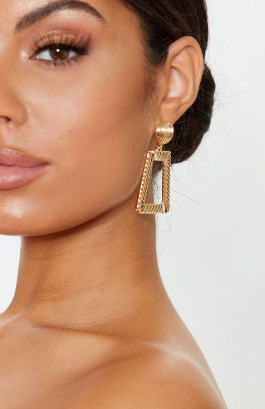Gold Circle Stud Small Line Effect Door Knocker Earring