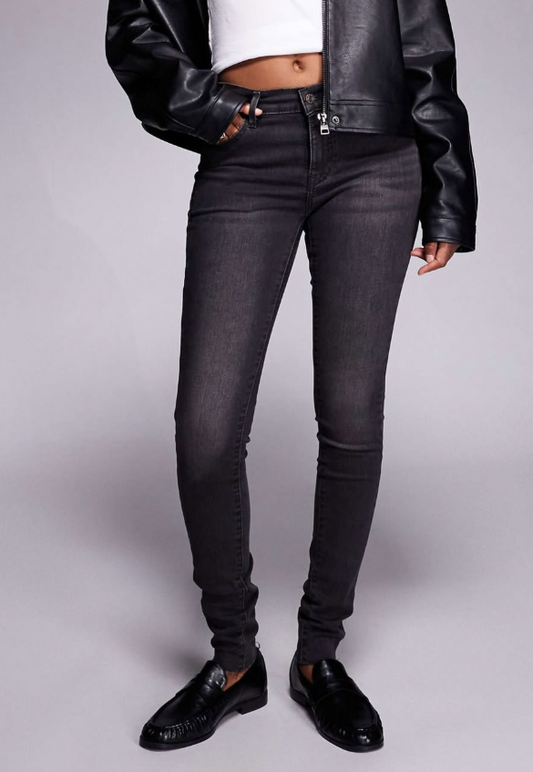 Levi’s 710 super skinny jeans in washed black